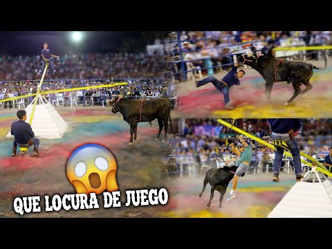 ¡¡QUÉ LOCURA!! UN SUBE Y BAJA EN EL RUEDO Y CON EL TORO ADENTRO, HASTA EL PAYASITO LE TOCÓ 😱