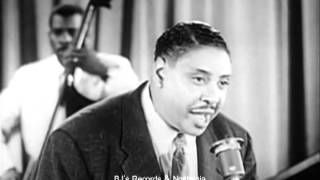 BIG JOE TURNER. Oke-She-Moke-She-Pop.  Live 1954 Performance.