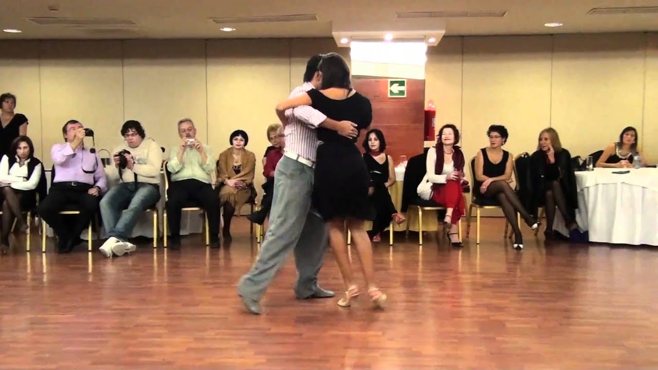 Sebastian Achaval y Roxana Suarez  "Tristeza de la calle Corrientes"