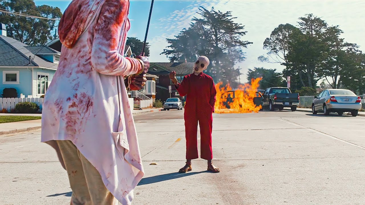 Do nada todos os humanos acordam e encontram uma cópia de si mesmo tentando matá-los