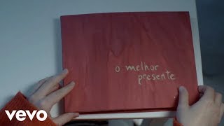 O Melhor Presente Lyrics English Translation