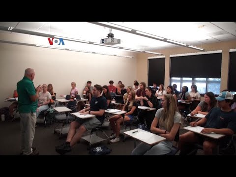 VOA - MINIMNYA PENGETAHUAN KEWARGANEGARAAN WARGA KELAHIRAN AS