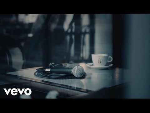 Video thumbnail for A Wanderer In The Sleeping City