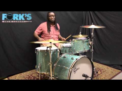 Gretsch USA Custom 4pc Drum Set Turquoise Glass w/ 26" Giant Beat