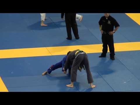 Submission #947 - Cesar Lima