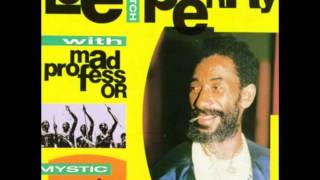 Lee Perry - Kung Fu Fighting (Mystic Warrior)