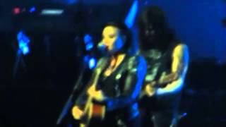 Demi Lovato - Shouldn&#39;t Come Back - Demi World Tour