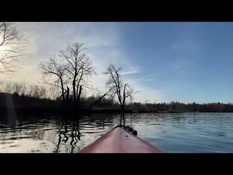 4K Lake Kayaking - Nature & Water Sounds - Birds Singing - Virtual Canoe Paddling Relaxing NO LOOP