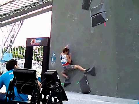 Adam Ondra - Halbfinal Boulder 1 - IFSC Climbing World Championships Munich 2014