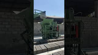 Download lagu HDM 800 Hollow Block Machine. 75488 63630 mp3