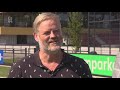 Uit pure verveling een voetbalsnoepje bedenken, Stefan en Olaf pakken het groots aan