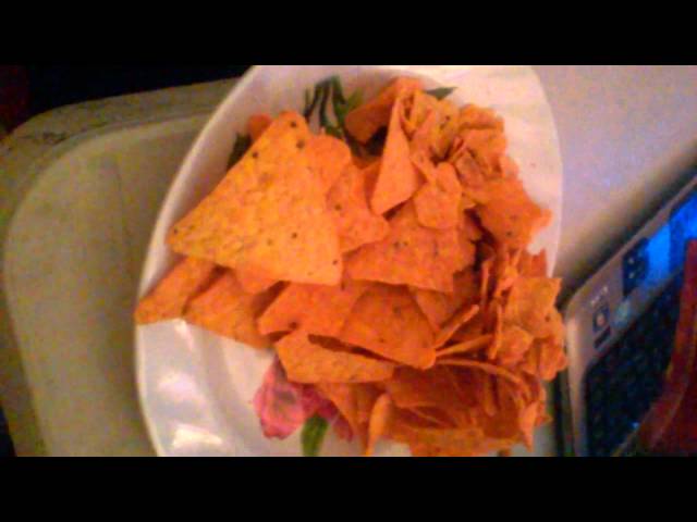 Vídeo relacionado con Doritos Dippas, Nachos con sabor original, Producto de Aperitivo, bolsa individual, 150gr