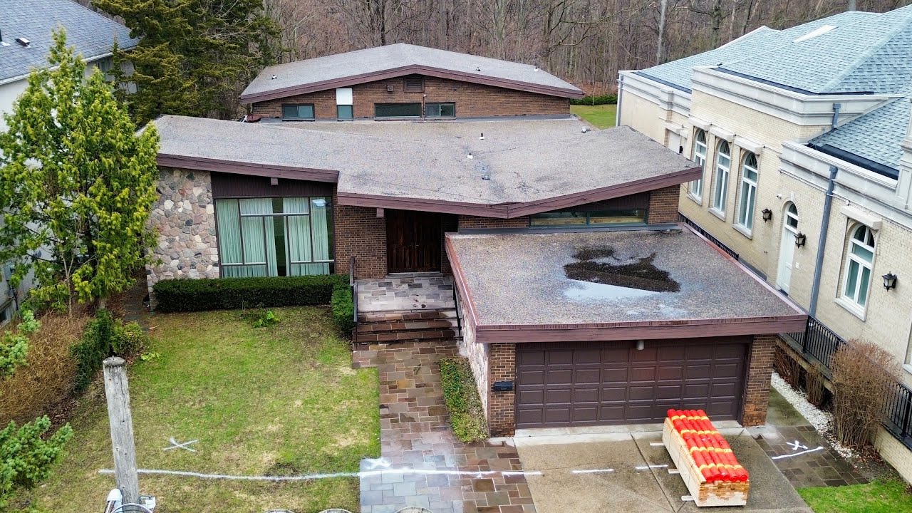 UNTOUCHED SINCE 1966 | A Look Inside a Mind Blowing ABANDONED 1960’s Mid Century Time Capsule