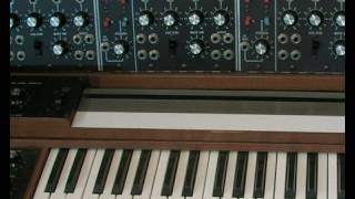 Video thumbnail for Moog IIIc / Overview by Genius Anz’s movie vault / Retro and Latest tech!