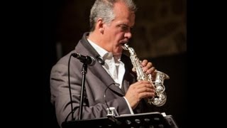 Attilio Berni plays Chega de saudade with two Eb sopranino saxophones