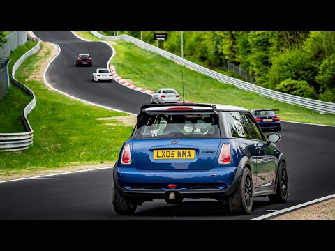 Mini cooper s R53 attacks nurburgring -POV HOT LAP!!