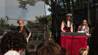 She & Him - Over It Over Again (Governors Island, 2010)