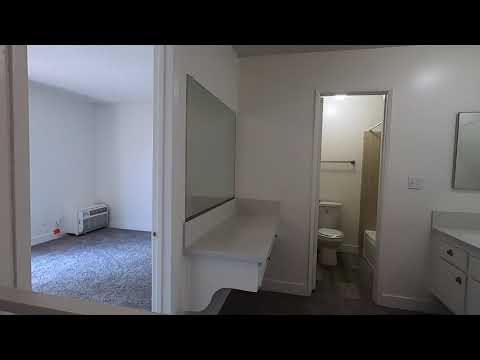 PL8768 - Giant 2 Bedroom Townhouse in Van Nuys For Rent!