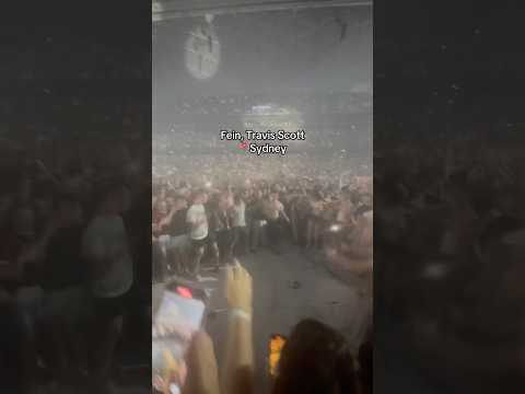 The craciest mosh Ive been to yet 😭#travisscott #sydneytravisscot #fein #mosh
