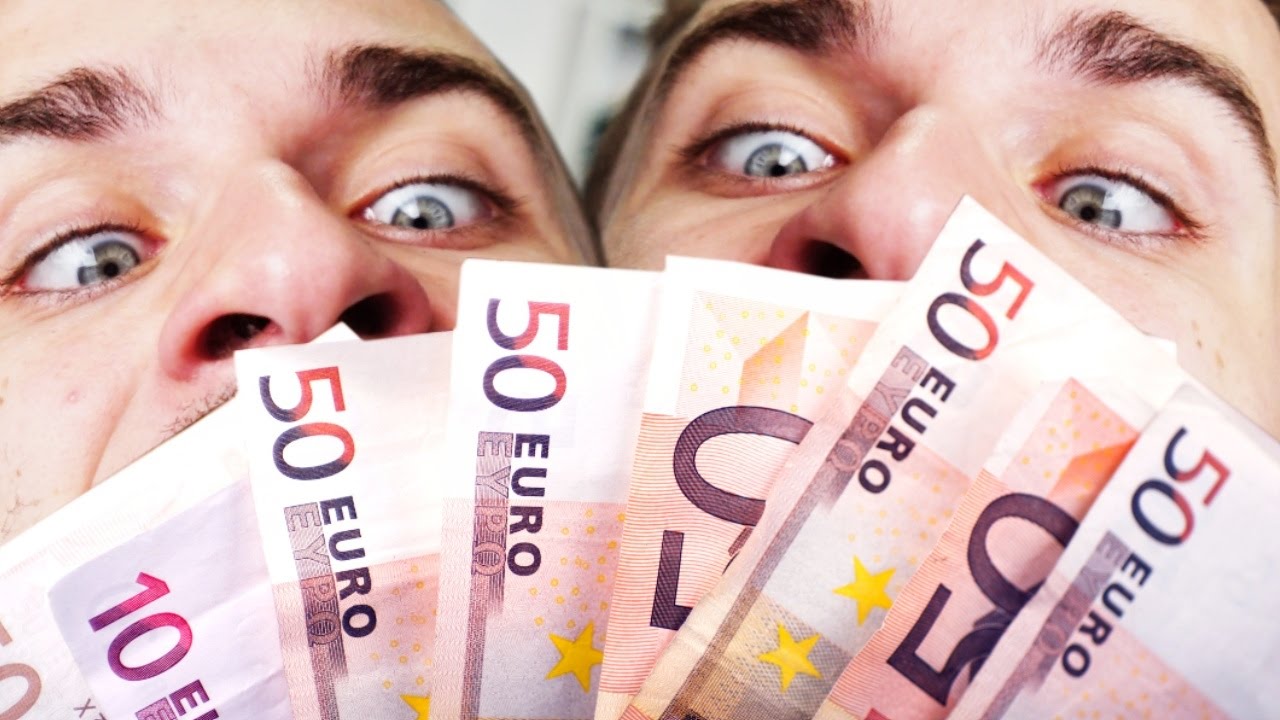 YOUTUBERS LIFE ! (Passion Simulator) thumbnail