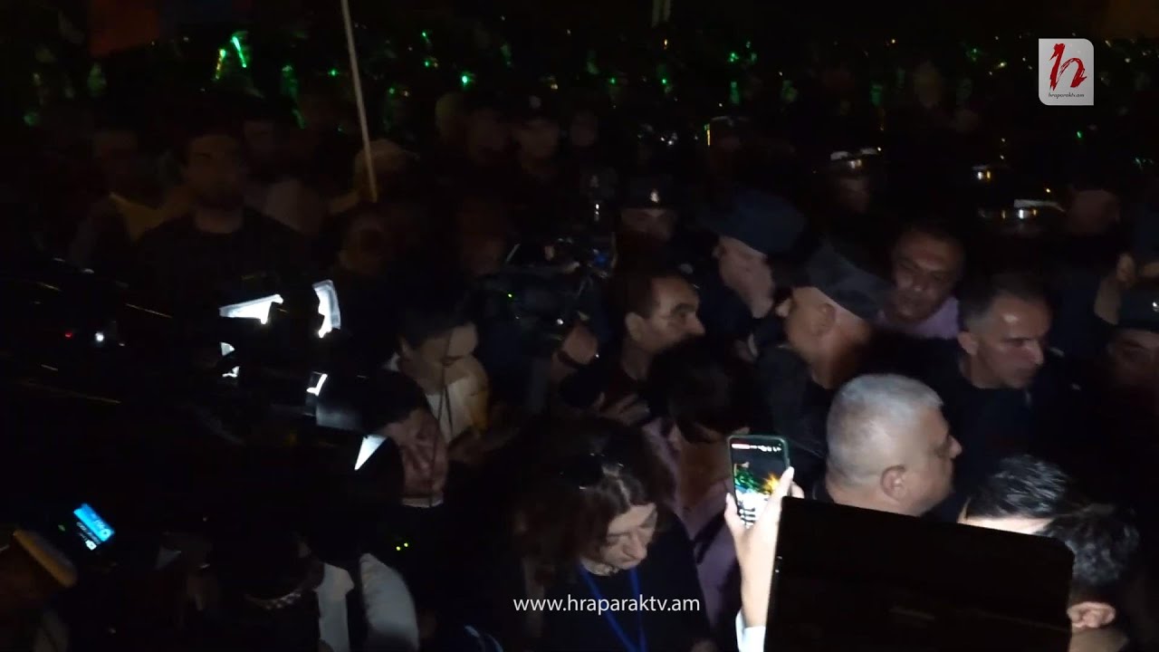 #Ուղիղ. Հանրահավաք Հանրապետության հրապարակում