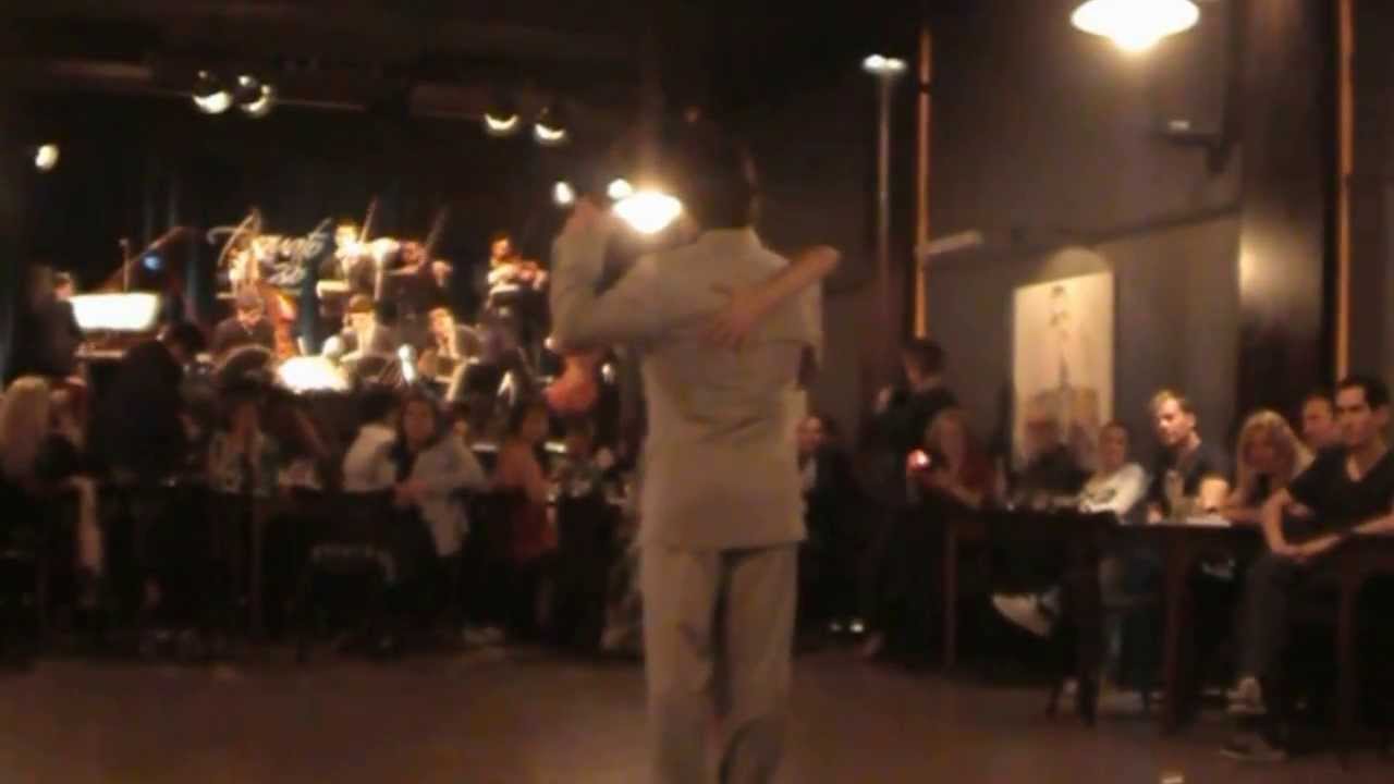 Eva Icikson y Brenno Marques - Recuerdo