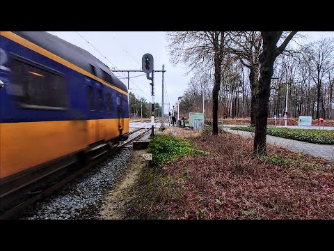 ICMm vs. 't Harde: 60 FPS test - Fly-by -