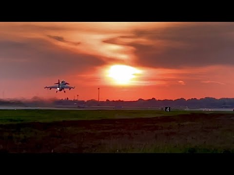 2 QRA Gripen at sunset takeoff