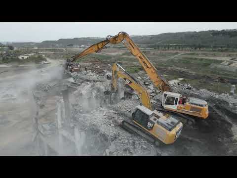 Building Demolition With Liebherr 954 Long Reach & Caterpillar 336F - Sotiriadis/Labrianidis