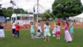 May Pole Dancing at Puddletown Carnival 2006