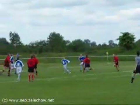 2009.05.24 Sęp Żelechów (trampkarze) - Grodzisk Krzymosze: bramka Mateusza Jędrycha na 1:0