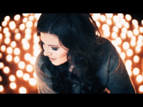 Suvi Teräsniska - Tämä maailma tarvitsee rakkautta (Virallinen musiikkivideo)