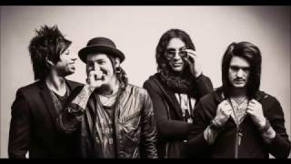 Escape the Fate-Breaking me down lyrics