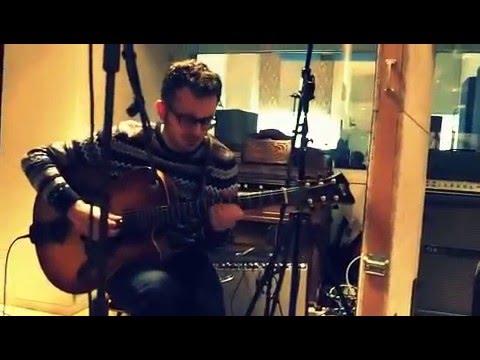 Tim Finoulst Trio in studio