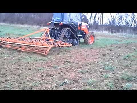KUBOTA M8540 POWER KRAWLER + VIBRO