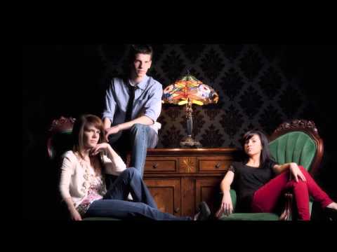 TLC Trio - Viva La Vida (Studio Version)