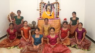 Ayigiri Nandini - Navadurgas singing Mahishasura Marddini Sthothram - &#39;Vande Guru Paramparaam&#39;