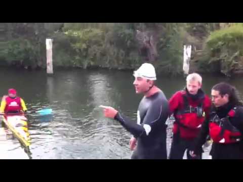 Arriving at Culham Lock 07/09/11