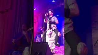 Kiss and Tell - David Cook 10/31/18