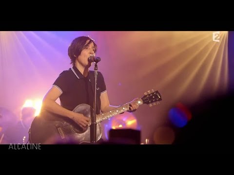 Alcaline, le Concert : Texas - I Don't Want A Lover en live