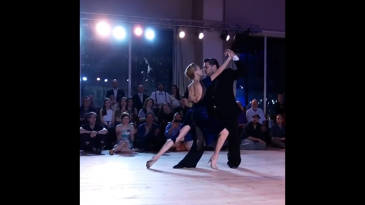 Melisa Sacchi & Cristian Palomo - Loca #TangoMoment #Variations