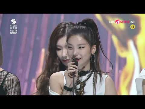 ITZY Win Rookie Of The Year at Seoul Music Awards 2020