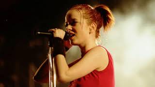 Garbage - Dumb (audio) @ live Roskilde Festival 1998