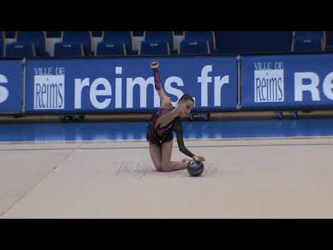 Mélany DUVAL ballon - 2013 Gala de charité Reims 2 février