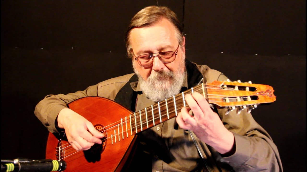 Иллюстрация город золотой. Под небом голубым есть город золотой. Б г город золотой. Аквариум город золотой. Золотой огнегривый лев.