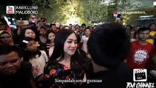 Download lagu MEMORI BERKASIH RIAN AMBYAR Bareng Angklung Malioboro (Angklung Carehal Jogja vidio) mp3 Download lagu MEMORI BERKASIH RIAN AMBYAR Bareng Angklung Malioboro (Angklung Carehal Jogja vidio) mp3