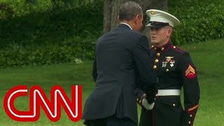 Obama forgets to salute