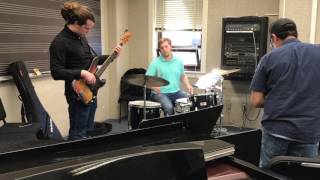 4D performing Kneebody's "Drum Battle"