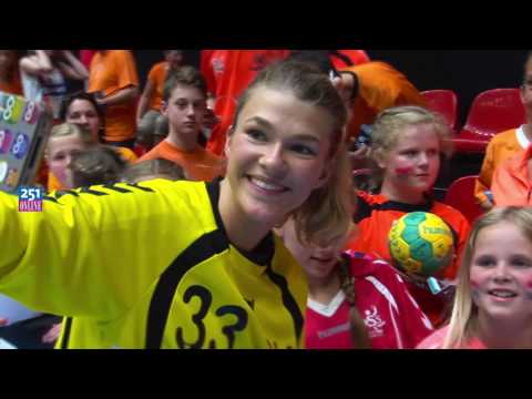 160604 DSS loopt op met Oranje in Den Bosch