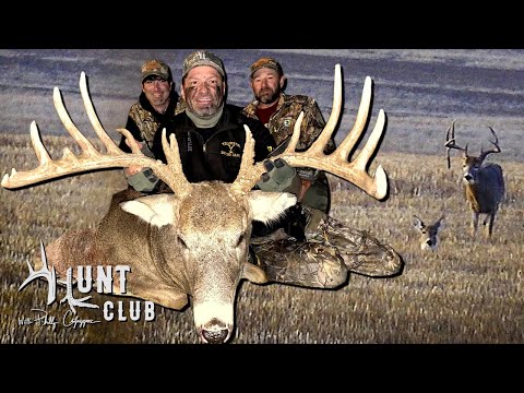 Rattled in a Drop Tine, "BACKWOODS" SHOWS UP at 20 yards!  22" inch wide taken in camp